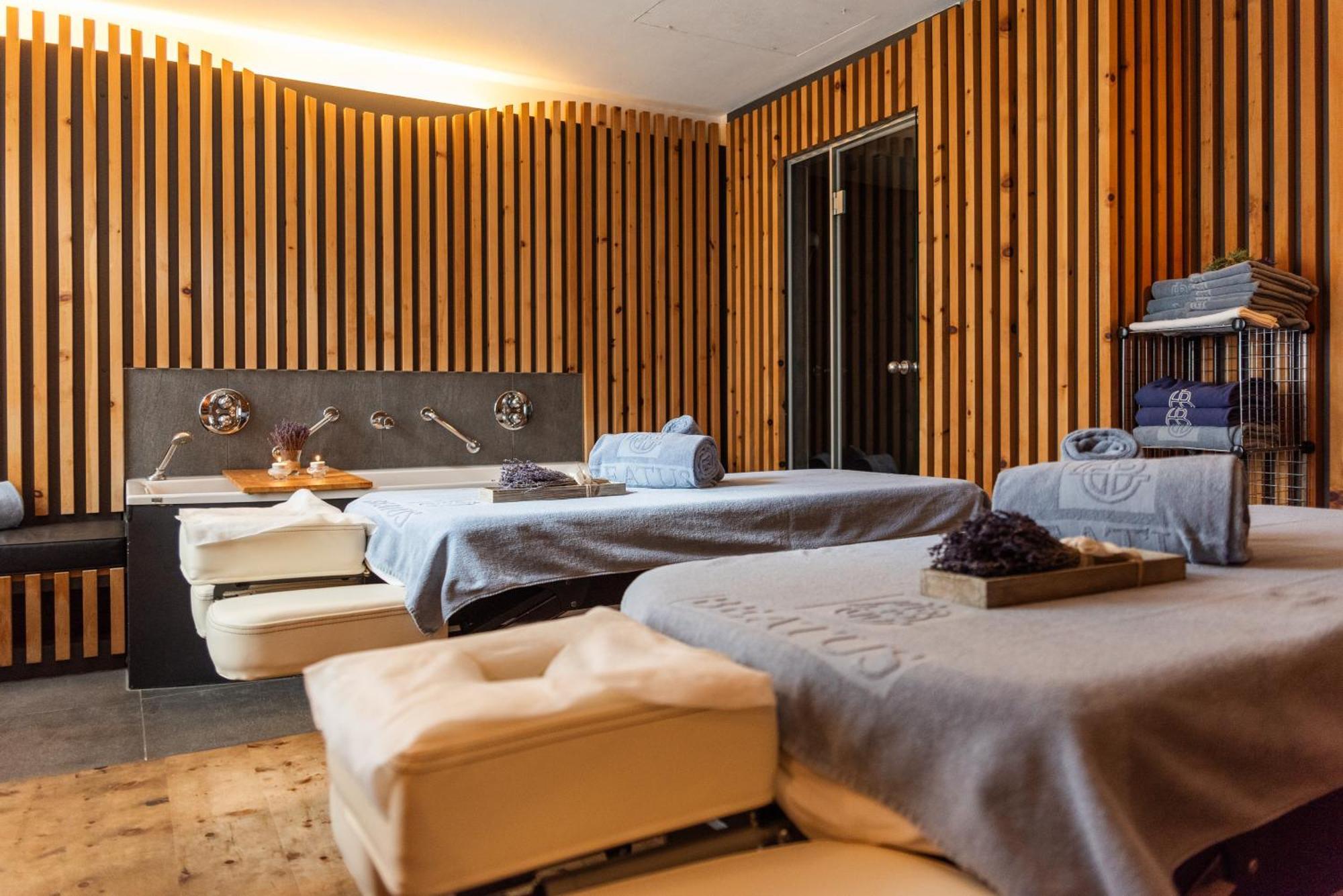 Beatus Wellness- & Spa-Hotel Merligen Exterior photo